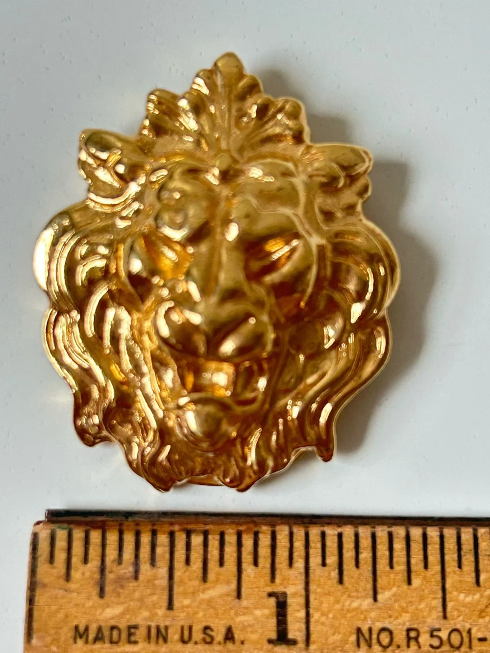 Lion & Tassel 2pc Brooch Set